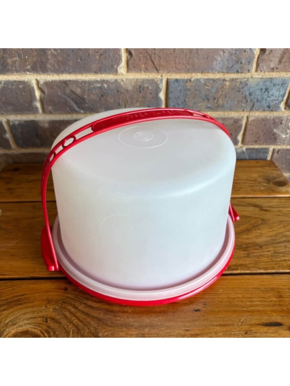 Vintage Tupperware Red Cake Carrier Keeper with Handle Maxi 624 684 683